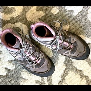 Asolo Hiking Boots Vibram Soles (Ladies 8 1/2)